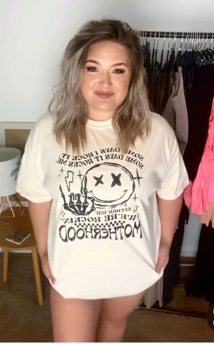 Motherhood Graphic Tshirt - ChiChis Boutique