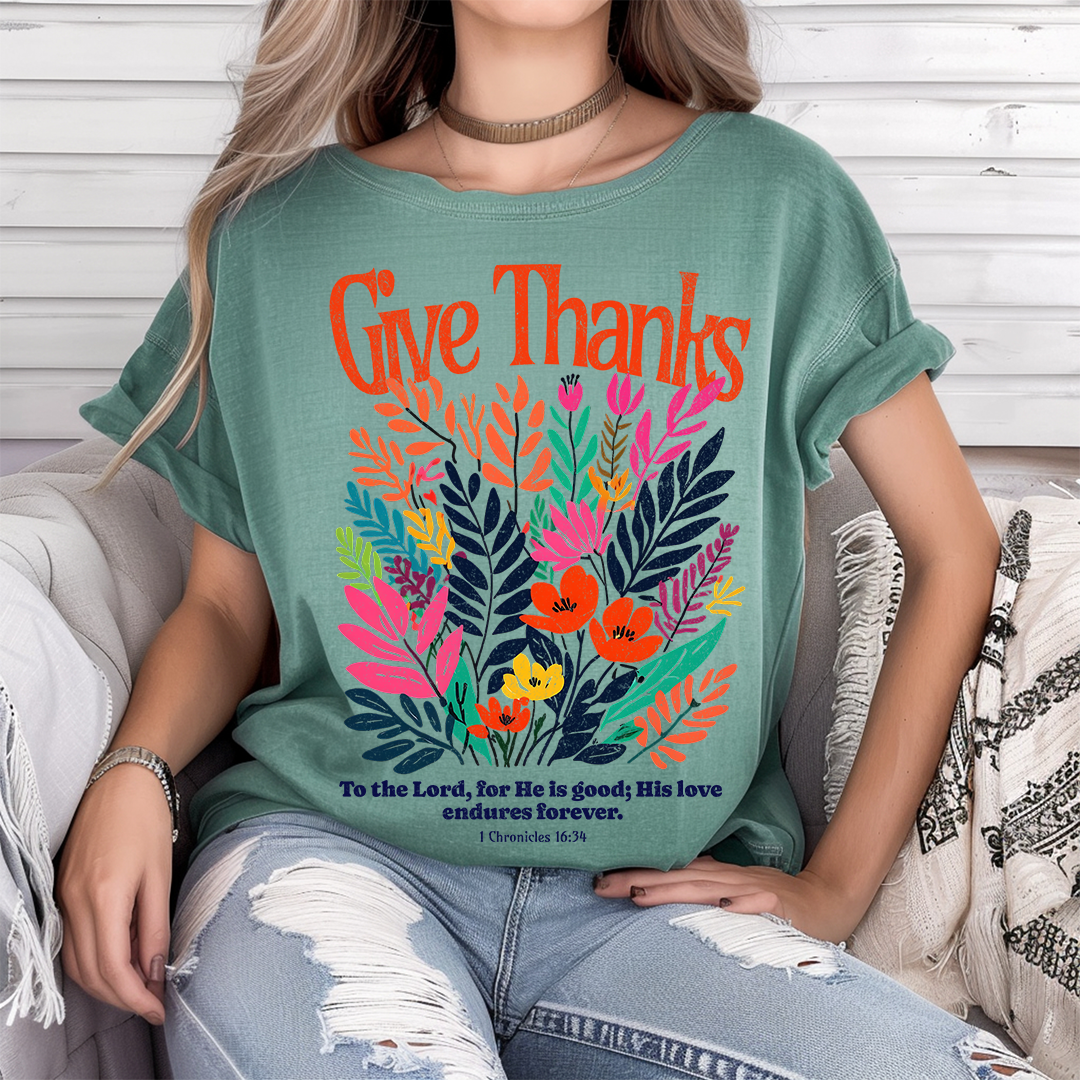 Give Thanks TSHIRT - ChiChis Boutique