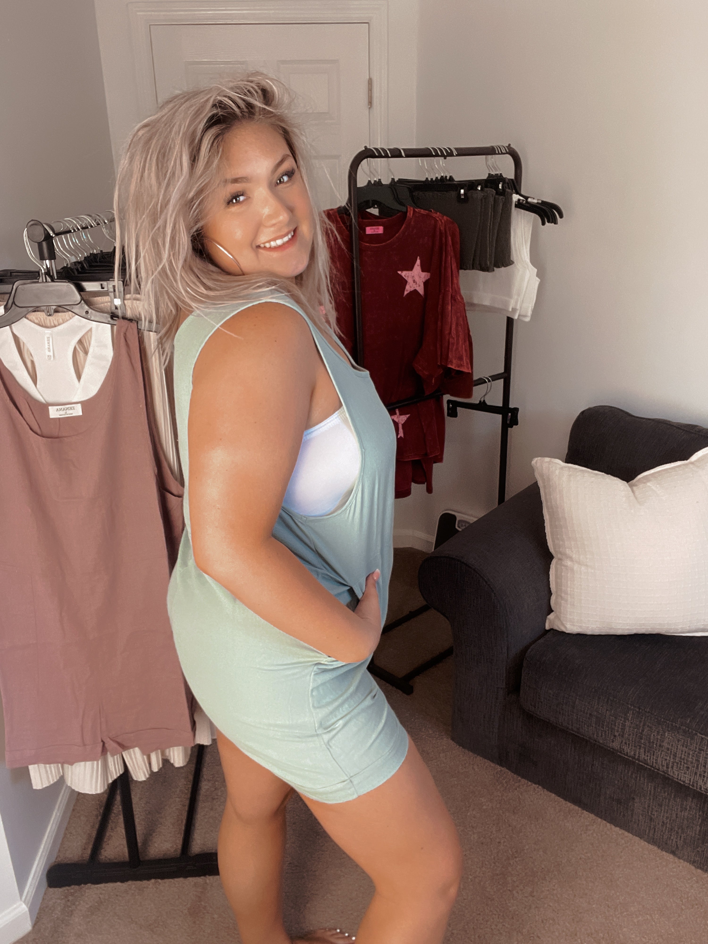 LINEN ROMPER WITH POCKETS - ChiChis Boutique